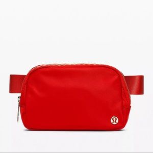 LULULEMON Everywhere Belt Bag